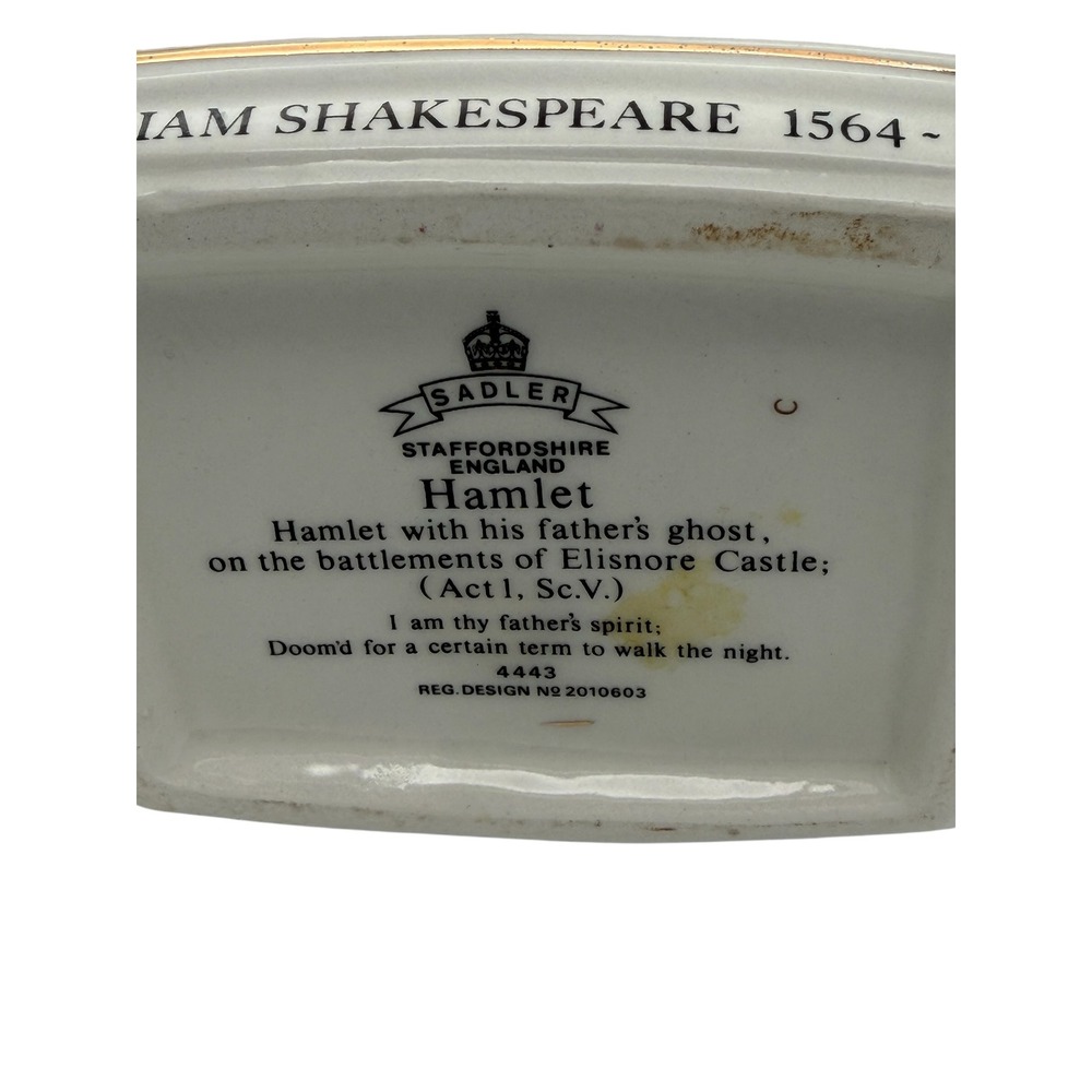 Sadler Staffordshire England Hamlet William Shakespeare Collectible Teapot - Picture 4 of 4